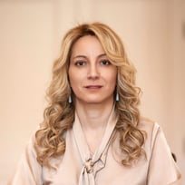 Christina Tsakona Profile Picture