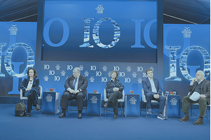 Insightful panels and keynote speeches by global leaders